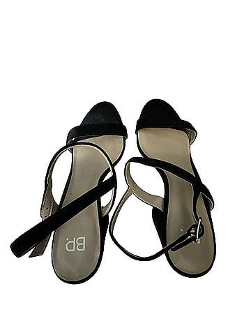BP. Heels (view 1)