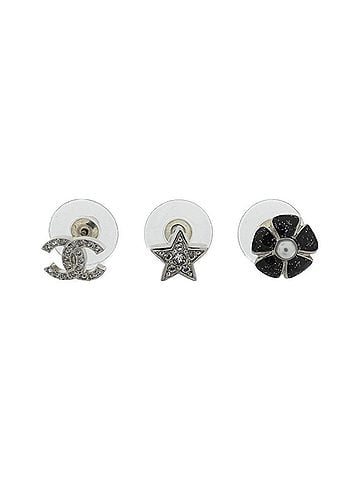 Chanel Chanel ABG901 Earrings (view 1)