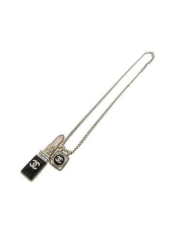 Chanel Chanel AB7670 Necklace (view 2)