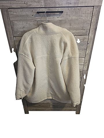 Universal Thread Coat (view 2)