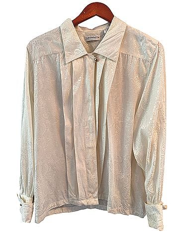 Liz Claiborne Long Sleeve Button-Down Shirt (view 1)