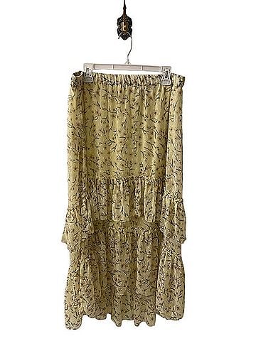 H&M Casual Skirt (view 2)