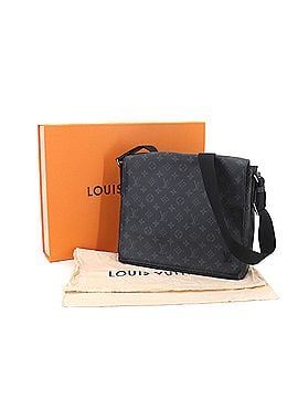 Louis Vuitton Louis Vuitton LOUIS VUITTON Monogram Eclipse District MM NM Shoulder Handbag Black M44001 (view 2)