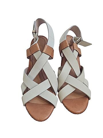 Pour La Victoire pour la victoire Heels (view 1)