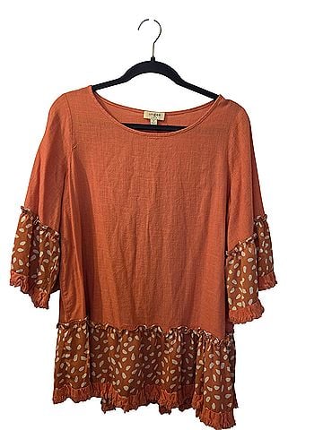 Umgee 3/4 Sleeve Blouse (view 1)