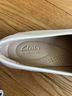 Clarks White Flats Size 8 - photo 3