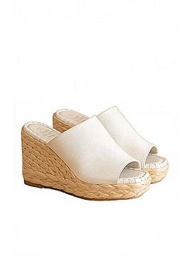 Oasis Society Women's Raina Espadrille Slip On Wedge Sandals in White (view 1)