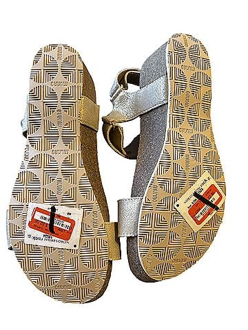 Munro American Sandals (view 2)