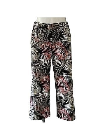 White House Black Market The Wide Leg Crop Casual Pants (view 1)