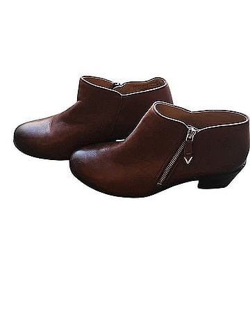 Vionic Jolene Ankle Boots (view 2)