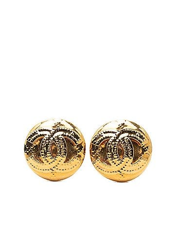 Chanel Chanel Coco Mark Vintage Round Earrings 94P Gold Plated GP Women's CHANEL (view 1)