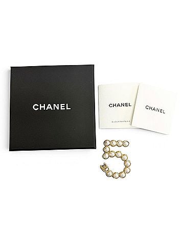 Chanel CHANEL 24S Coco Mark No. 5 Pearl Brooch, Gold, Made in Italy, Women's, Comes with Box, Adult Cute, Elegant, Highly Recommended ? (view 2)