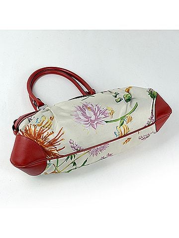 Salvatore Ferragamo Salvatore Ferragamo Gancini Shoulder Bag, Fish and Flower Pattern, Canvas, Red White, Women's (view 2)