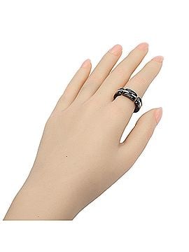 Chanel Chanel Ultra Ring, 18K White Gold, Ceramic, Approx. 7.5g (view 2)