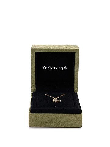 Van Cleef & Arpels Sweet Alhambra Butterfly Pendant Necklace 18K Yellow Gold and Mother of Pearl (view 2)