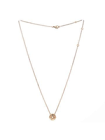 Chanel Extrait de Camellia Pendant Necklace 18K Rose Gold with Diamond (view 2)