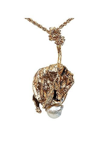 Christian Dior Christian Dior Dior Leaf Motif Chain Pendant Necklace, Gold Plated, Faux Pearl, Women's. (view 2)