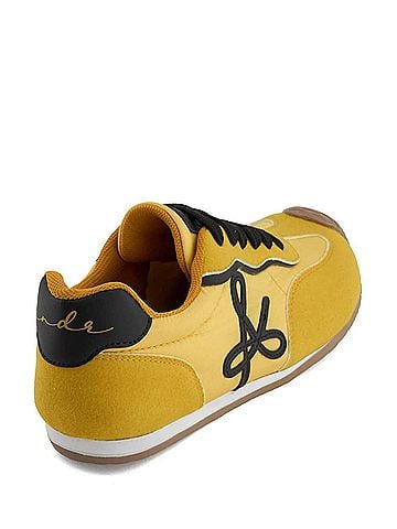 Andrea Women's Casual Sneakers (view 2)
