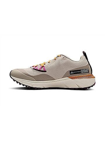 Craft Women's Adv Nordic Trail Running Shoes in Plaster/Jaffa (view 2)