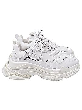 Balenciaga Balenciaga Triple S All Over Logo Sneakers in White Polyurethane (view 1)