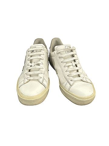 VEJA Sneakers (view 1)