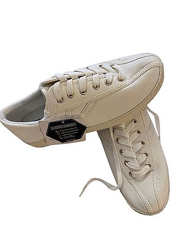 Tretorn Sneakers (view 1)