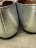 J.Crew 100% Leather Silver Flats Size 7 - photo 7
