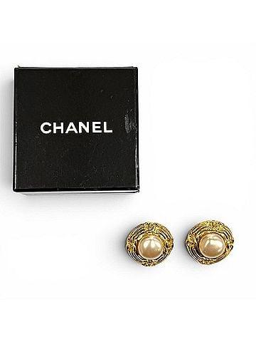 Chanel CHANEL Vintage 93A Faux Pearl Coco Mark Earrings, Gold and Ivory, Made in France, Women's, with Box. (view 2)