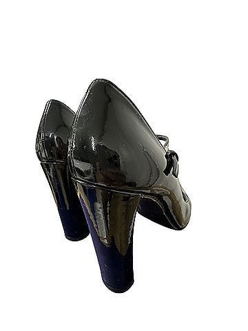 Stuart Weitzman Capsize Heels (view 2)