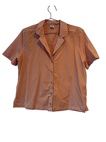 Melrose and Market Short Sleeve Button-Down Shirt (view 1)