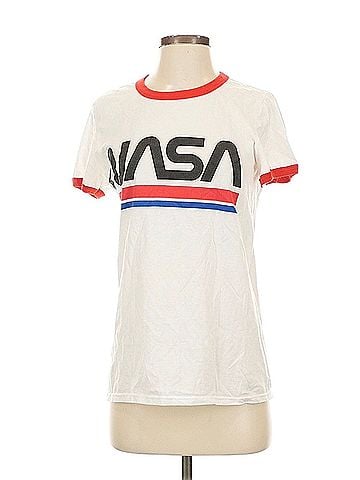 Urban Outfitters Short Sleeve T-Shirt (view 1)