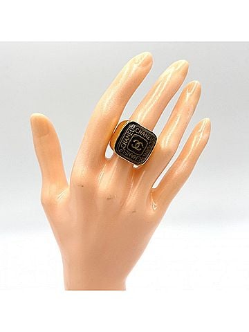 Chanel Chanel women's ring, Coco Mark design, gold-plated, with a colored stone, approximately 21.7g. (view 2)