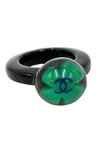 Chanel Chanel women's ring, clover design, Coco Mark, black and green, approximately 3.3g, 2004. (view 1)