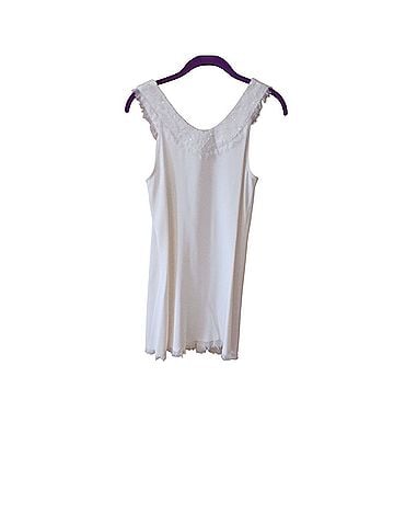 Alice + Olivia Alice + Olivia Casual Dress (view 2)