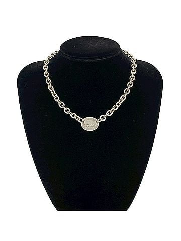 Tiffany & Co. TIFFANY&amp;Co. Tiffany Vintage Return to Oval Necklace, Sterling Silver 925, Item No. 35247 (view 2)