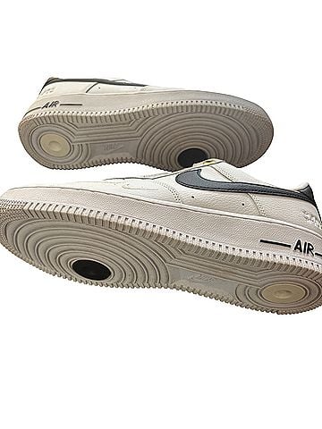 Nike Sneakers (view 2)