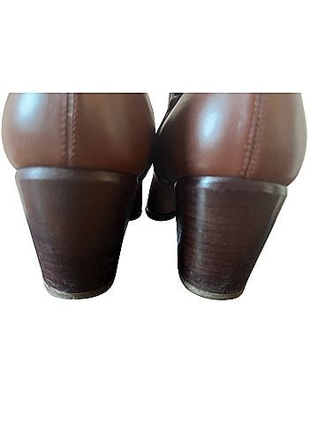 Vince. Hayek Boots (view 2)
