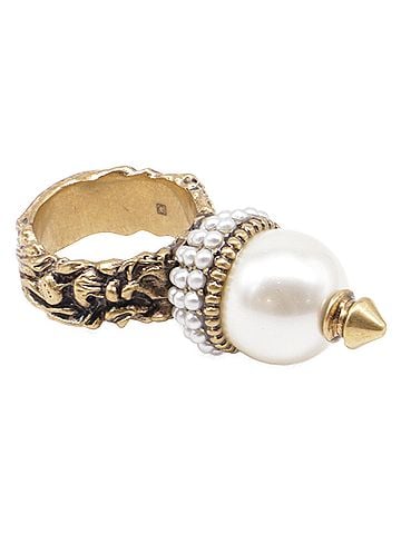 Gucci Gucci Faux Pearl Ring in Gold Metal (view 2)