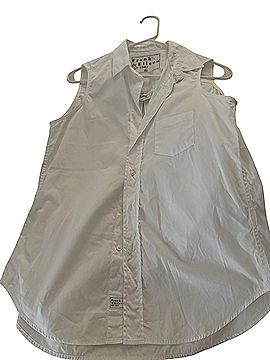 Frank & Eileen Sleeveless Button Down Shirt