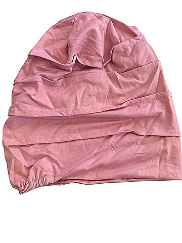 Amazon Basics Beanie (view 1)