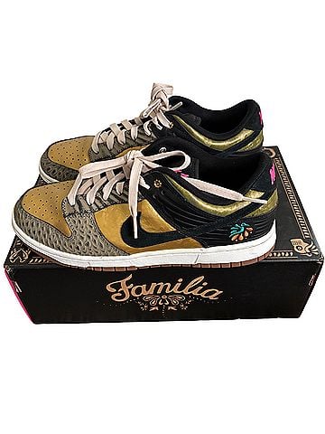 Nike Nike Sneakers (view 2)