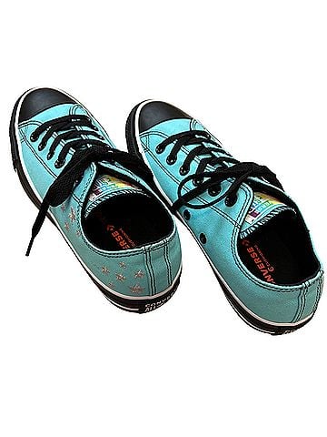 Converse All Stars Chuck Taylor Low Sneakers (view 2)