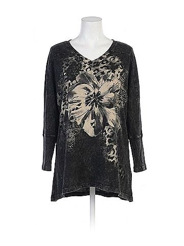 Jess & Jane Jasmine Cotton Dolman Sleeve Top in Black (view 1)