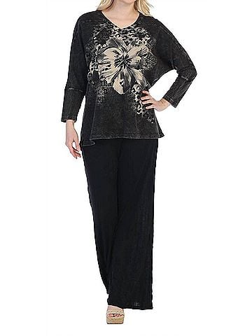 Jess & Jane Jasmine Cotton Dolman Sleeve Top in Black (view 2)