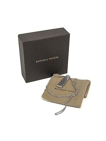 Bottega Veneta Bottega Veneta Intrecciato Silver Men,Women Fashion Pendant Necklace (Silver) (view 2)