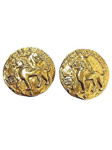 Chanel Chanel CHANEL 23 stamp 2674 Lion Round Earrings GPg Gold (view 1)
