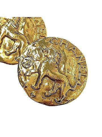 Chanel Chanel CHANEL 23 stamp 2674 Lion Round Earrings GPg Gold (view 2)