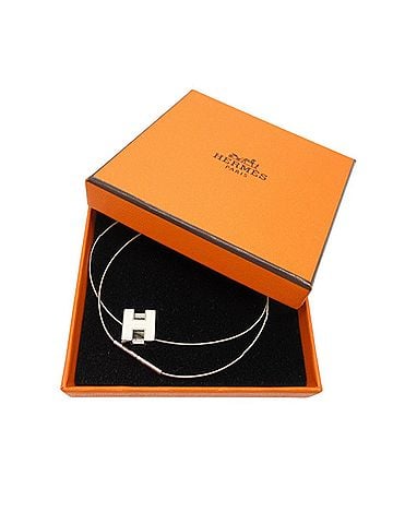 Hermès Excellent condition Hermes Cage d'H H-cube necklace, metal, ivory, silver, 1200HERMES (view 2)