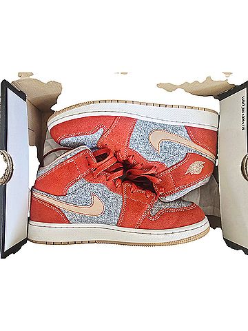 Nike Sneakers (view 1)