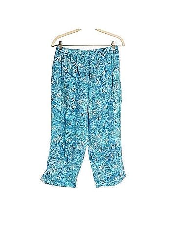 Blue Ginger Blue Floral Print Crop Pants Casual Pants (view 1)